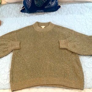 NWOT, H&M sweater. Great for holidays. Sparkles.